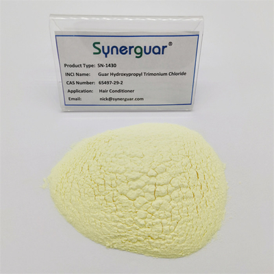 Het hoge Viscositeitsguar van het het Haarveredelingsmiddel van de Haarverzorging Middelgrote Transparantie Chloride van Hydroxypropyltrimonium